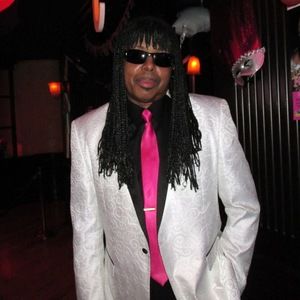 Meet your Posher, Randall